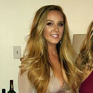 Meet your Posher, Becky